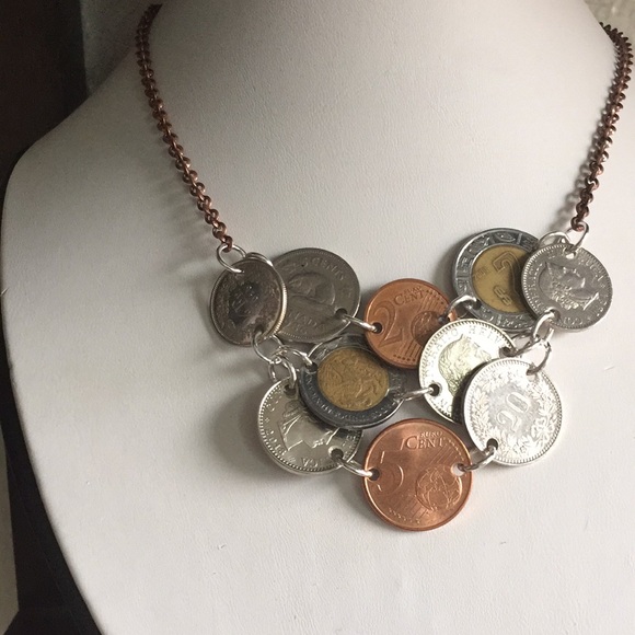 🚫SOLD🚫 🐢 3-Layer Coin Copper Statement Necklace - Picture 7 of 7